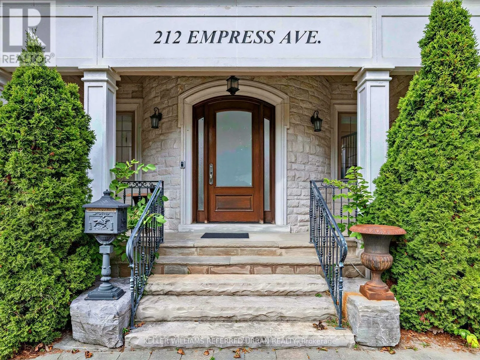 212 EMPRESS AVENUE