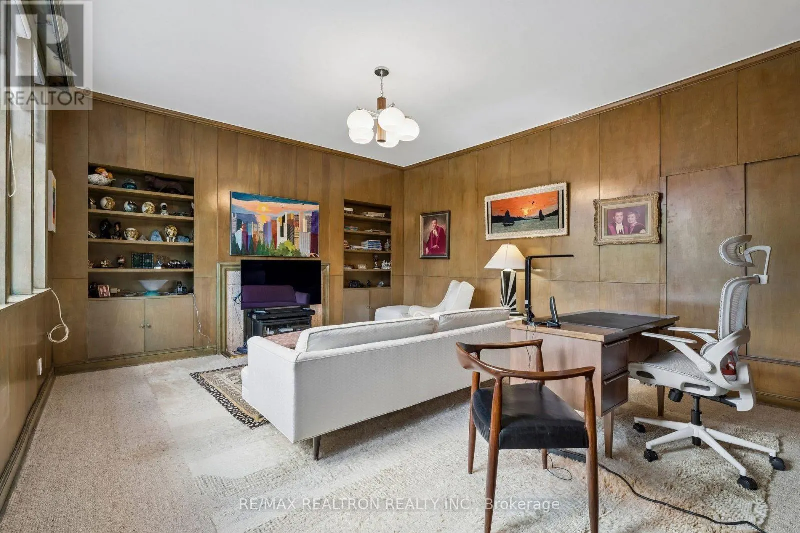 21 RIDGEWOOD ROAD