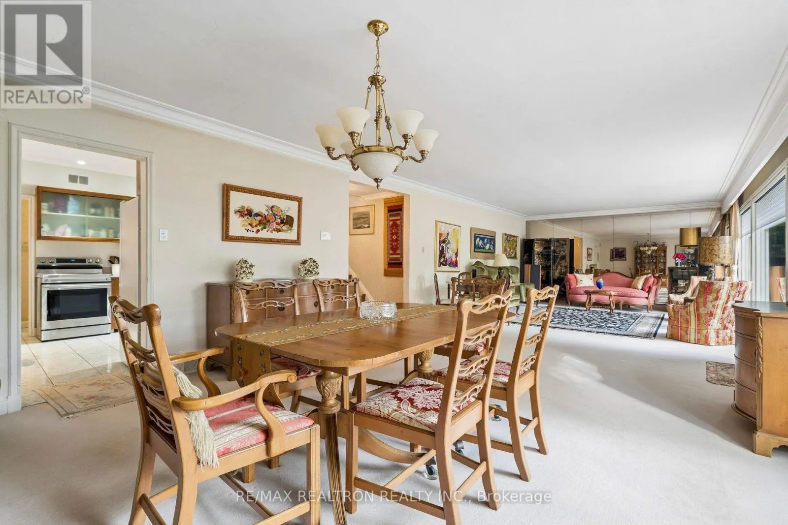 21 RIDGEWOOD ROAD