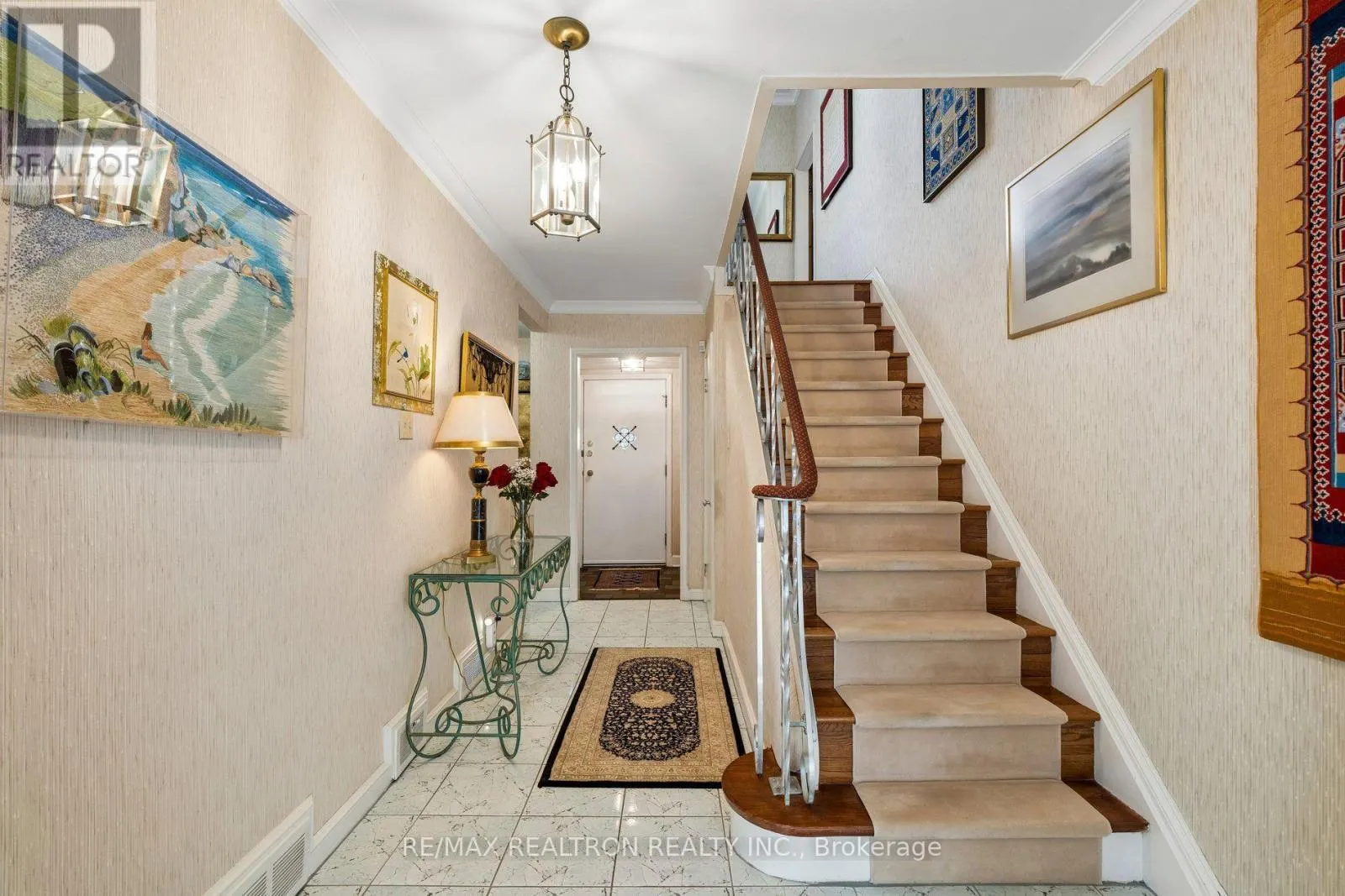 21 RIDGEWOOD ROAD