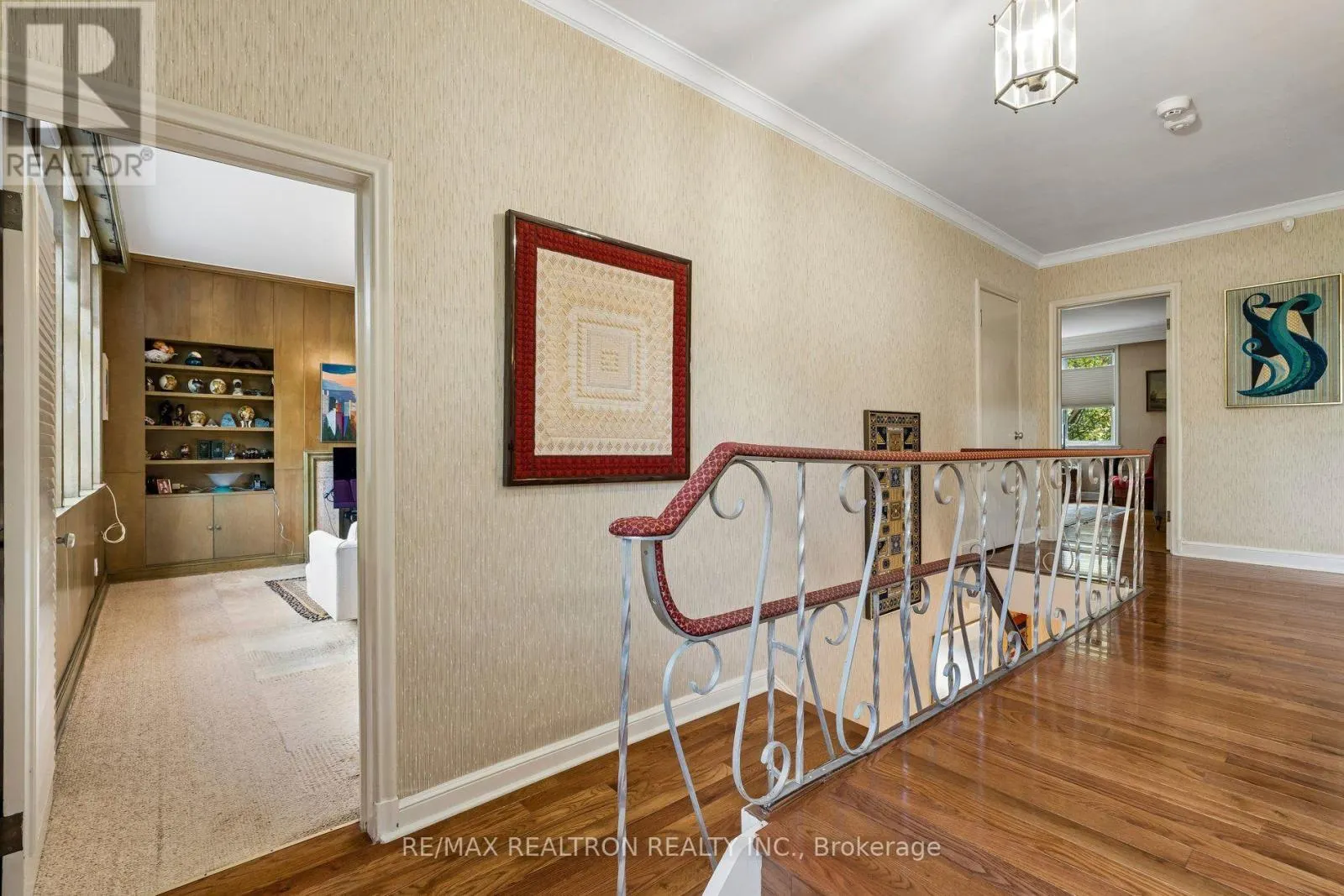 21 RIDGEWOOD ROAD