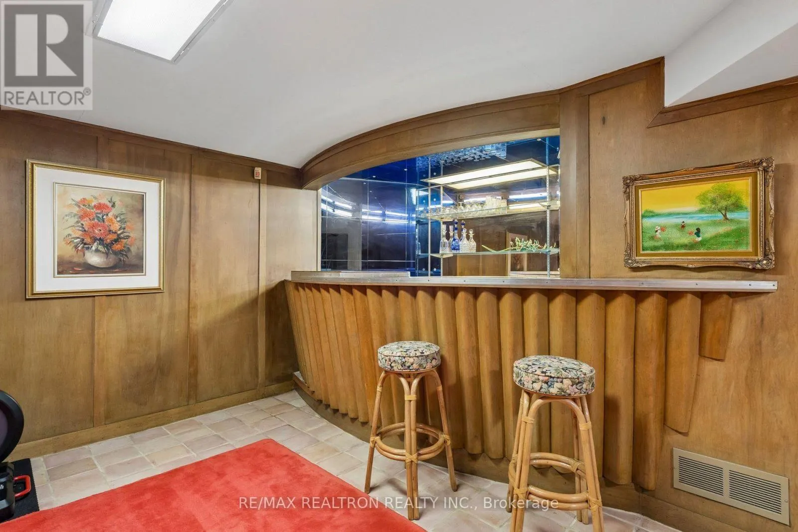 21 RIDGEWOOD ROAD