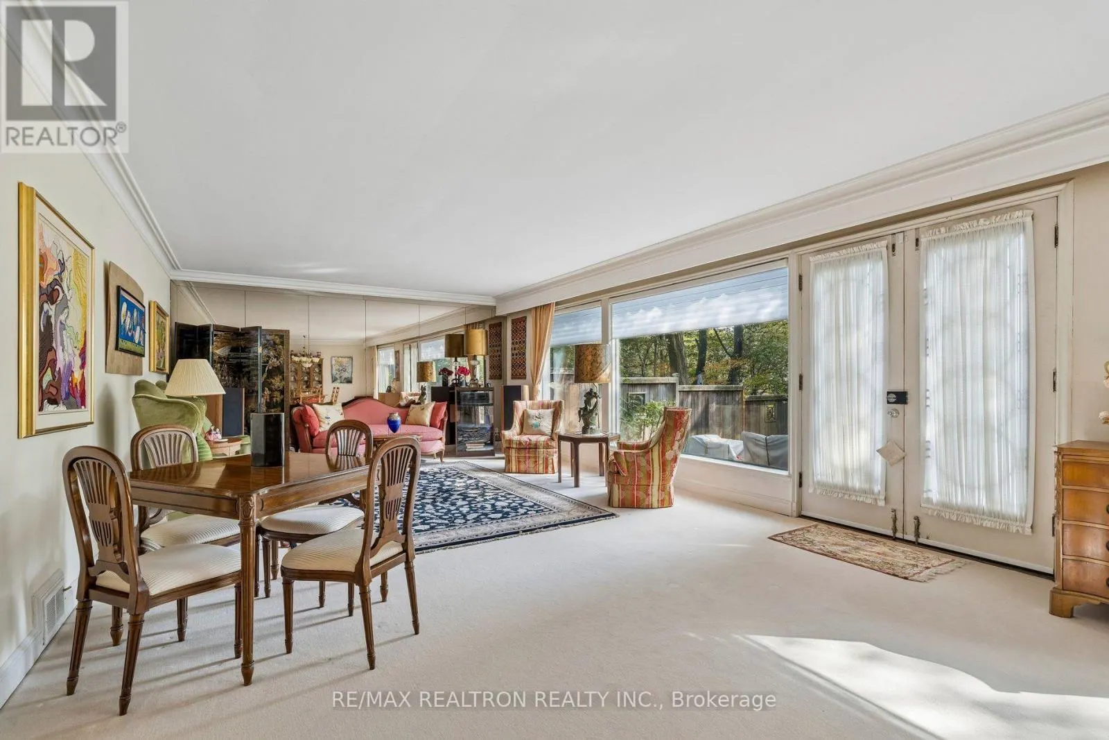21 RIDGEWOOD ROAD