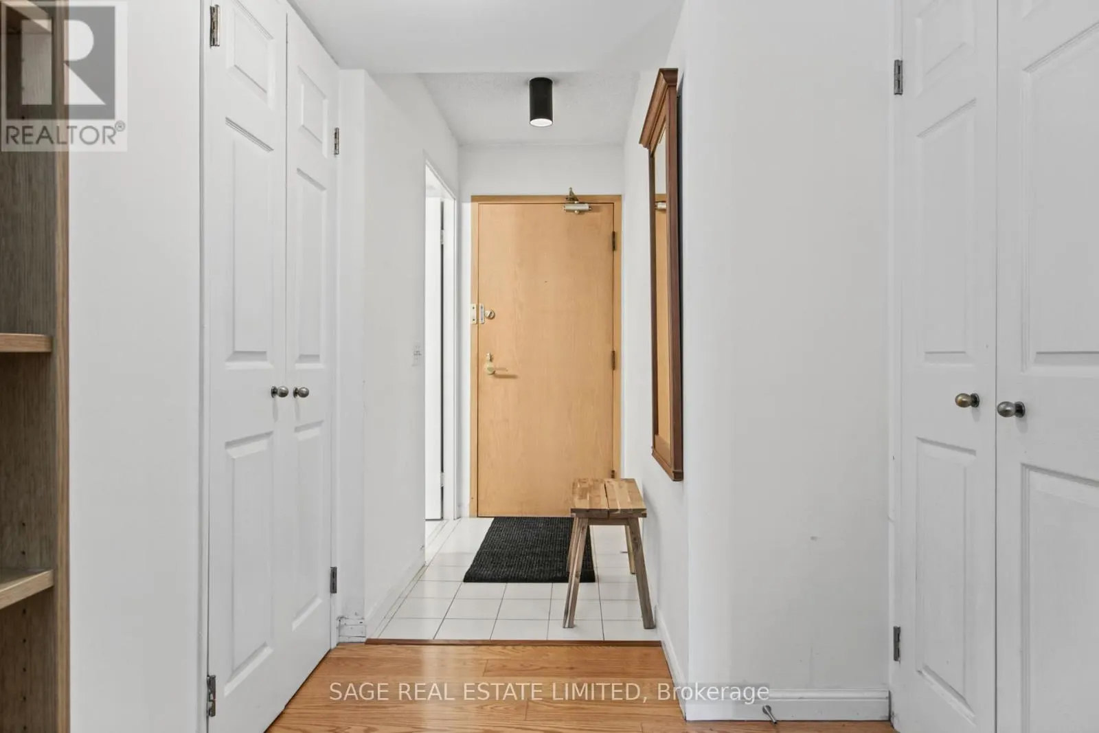 1909 - 24 WELLESLEY STREET W