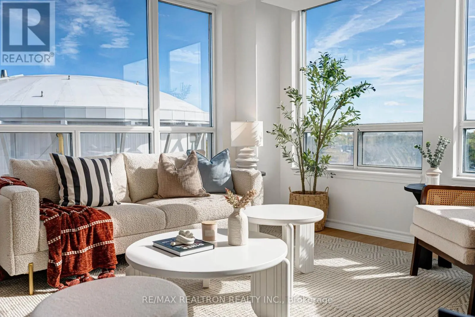 408 - 1 REAN DRIVE