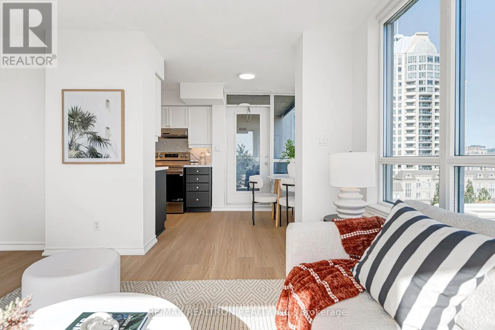 408 - 1 REAN DRIVE