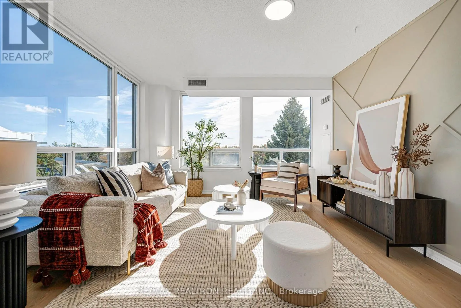 408 - 1 REAN DRIVE