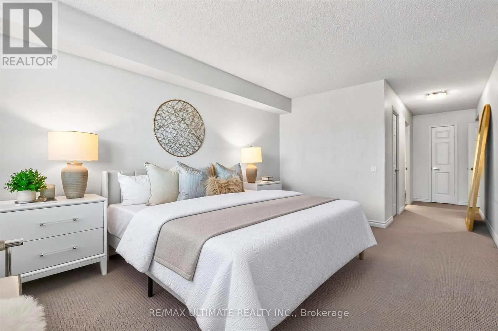 808 - 8 COVINGTON ROAD