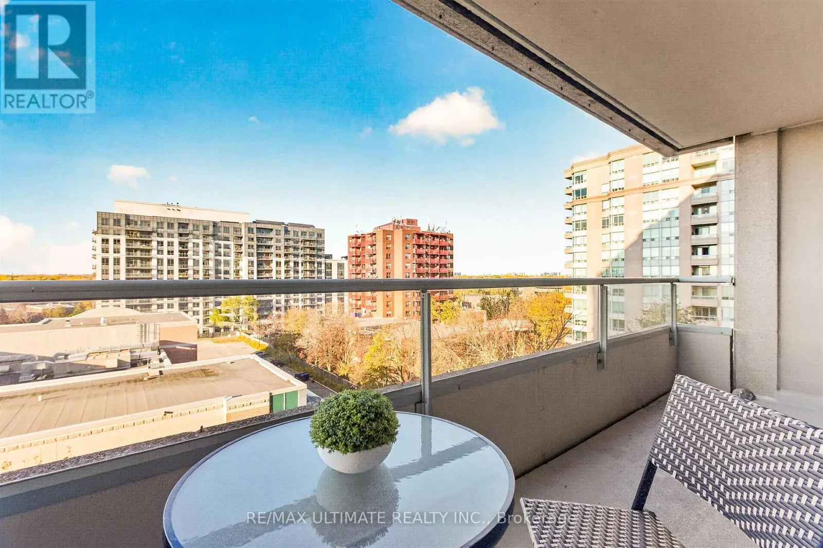 808 - 8 COVINGTON ROAD