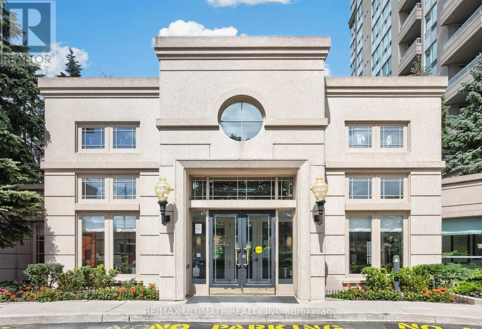 808 - 8 COVINGTON ROAD
