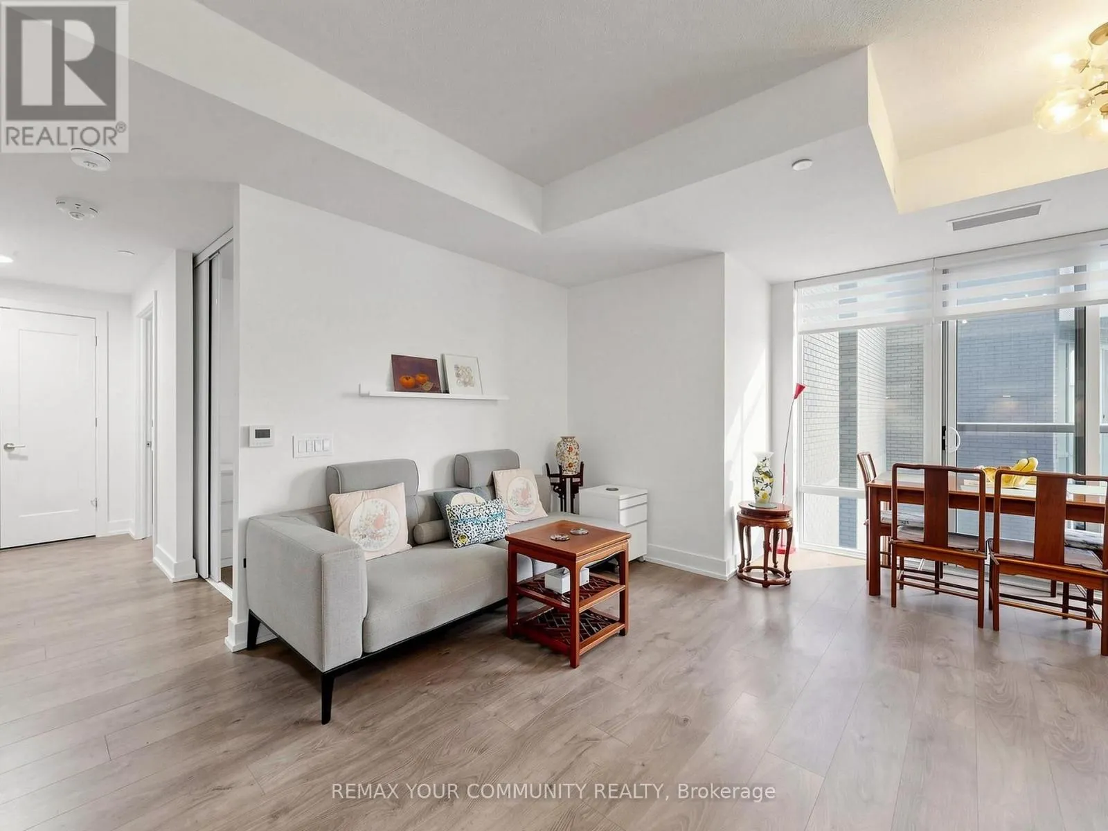 963 - 25 ADRA GRADO WAY