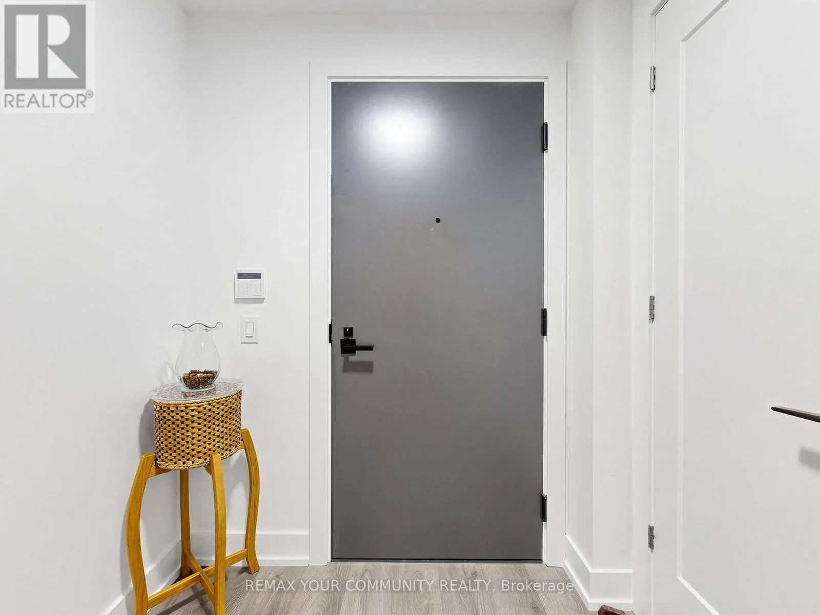 963 - 25 ADRA GRADO WAY