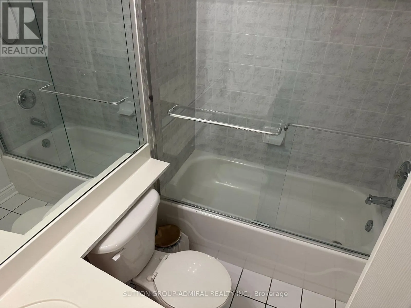 14 - 757 SHEPPARD AVENUE W