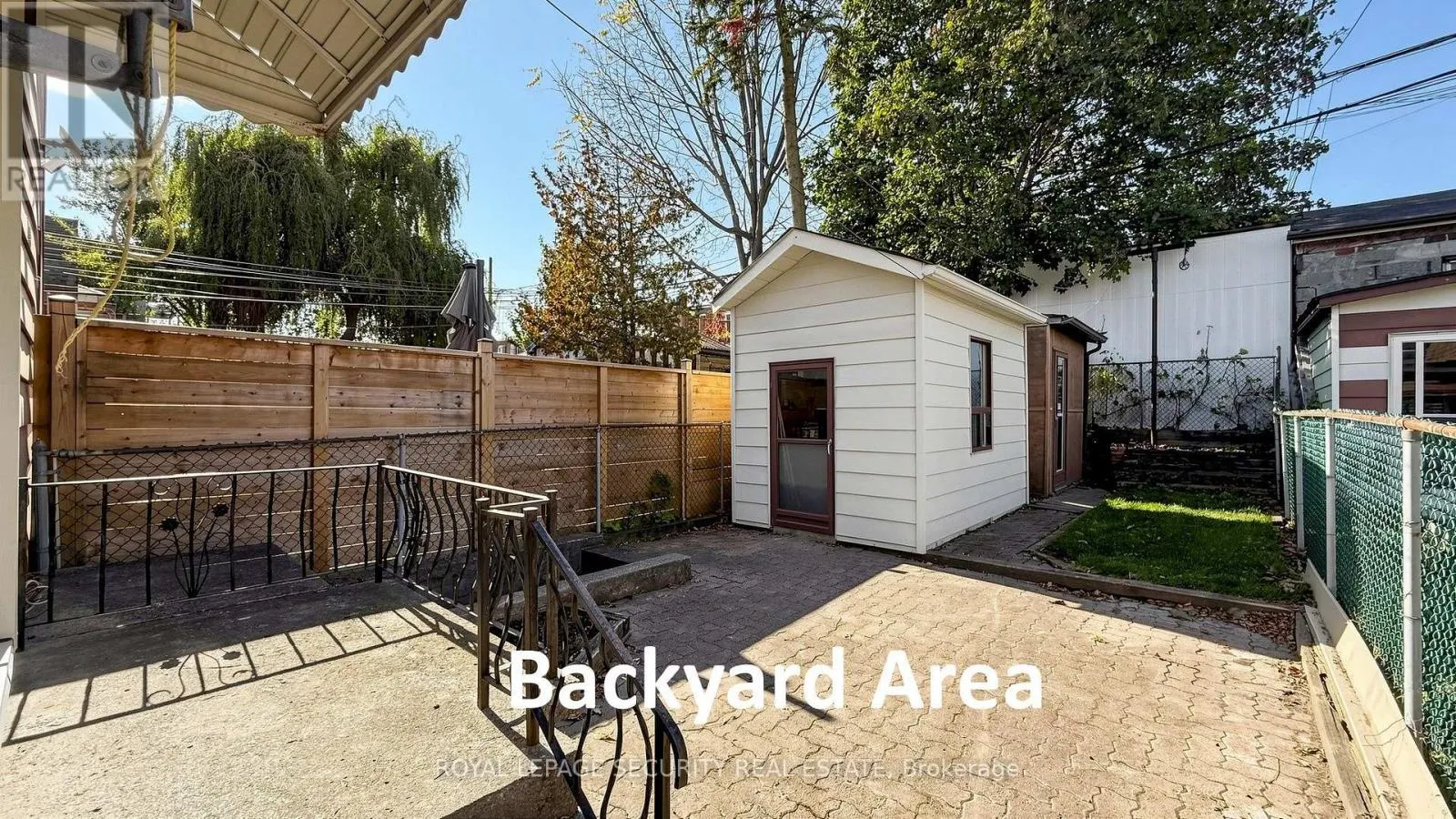 170 ROBINA AVENUE