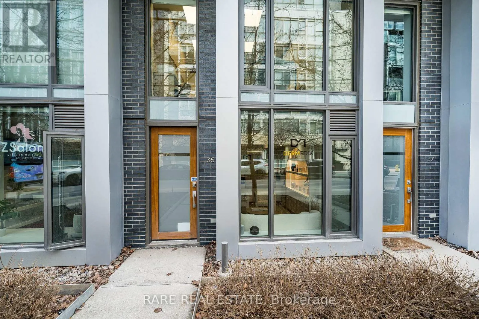 35 STEWART STREET