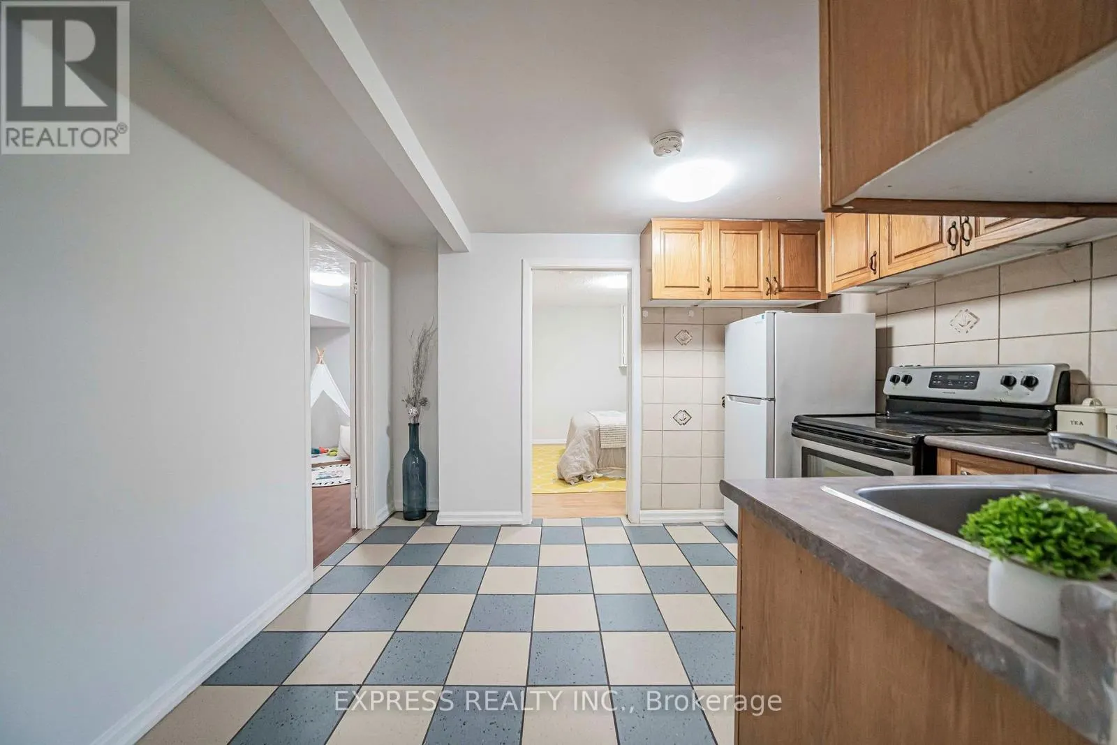 68 PINTAIL CRESCENT