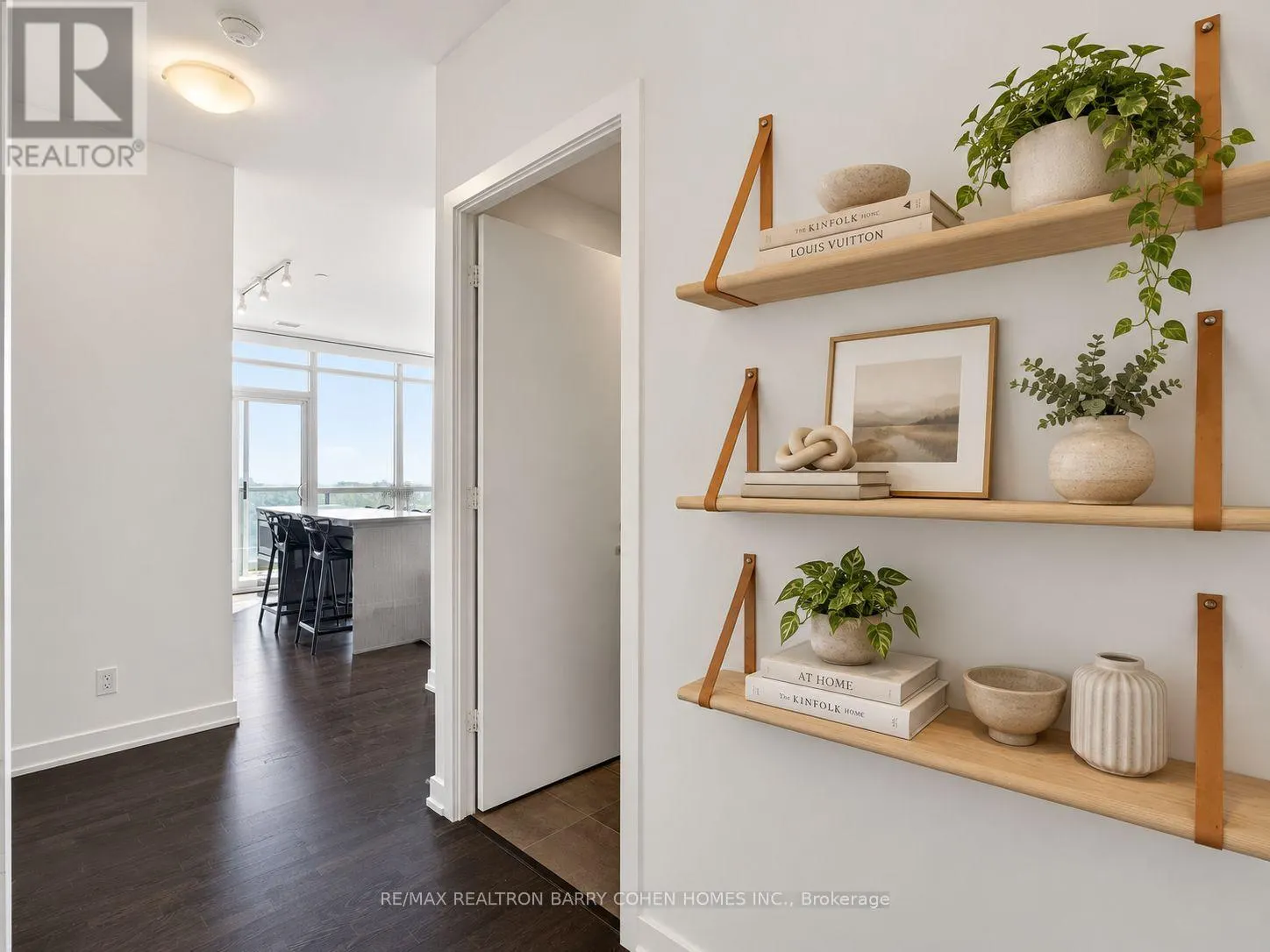 1707 - 501 ST CLAIR AVENUE W