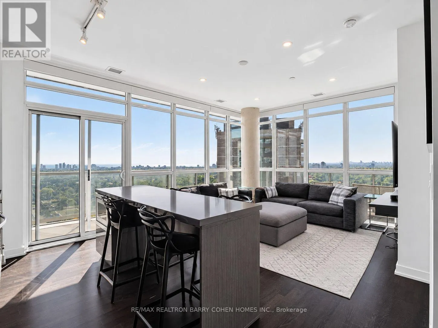 1707 - 501 ST CLAIR AVENUE W