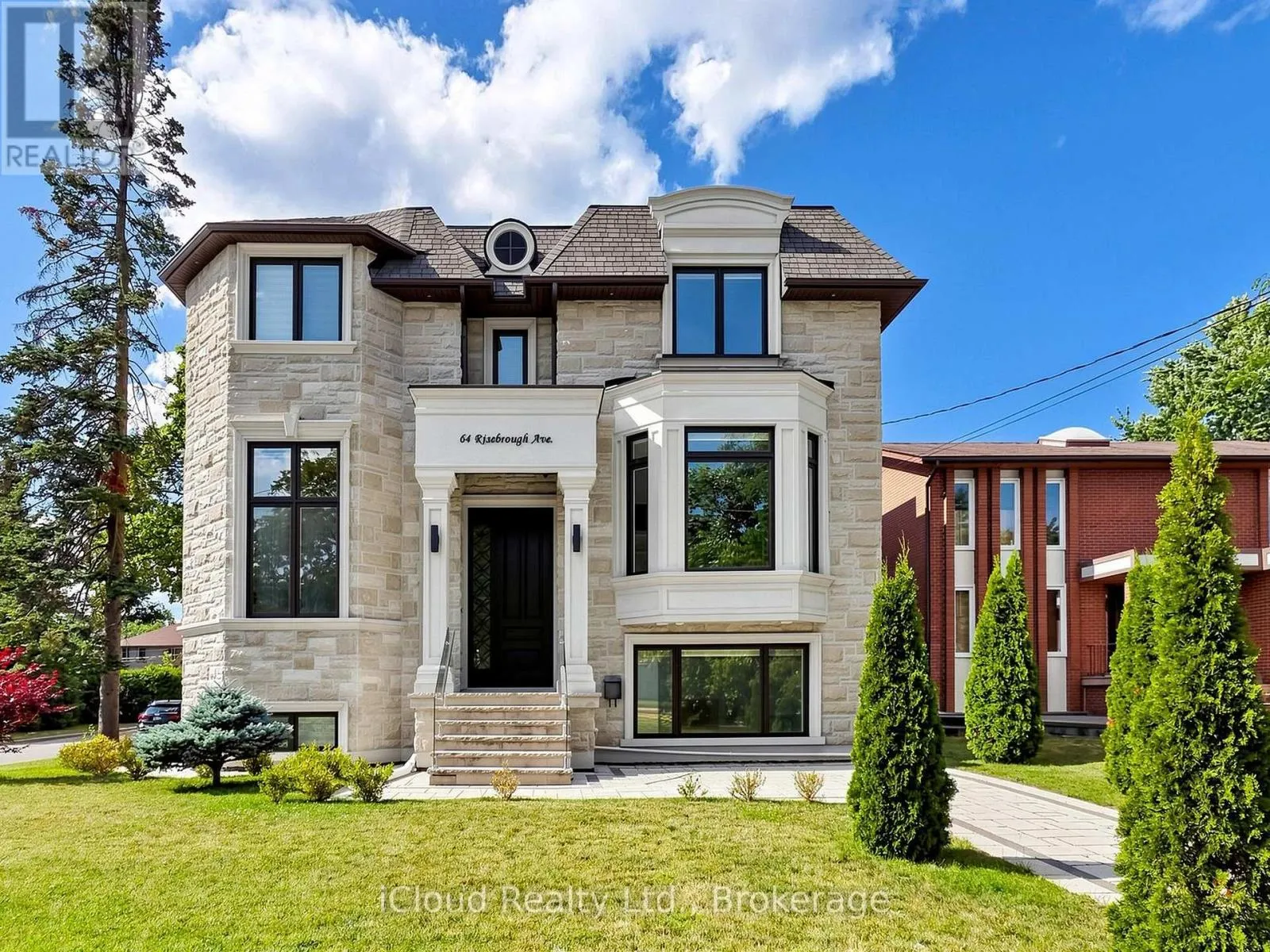 64 RISEBROUGH AVENUE