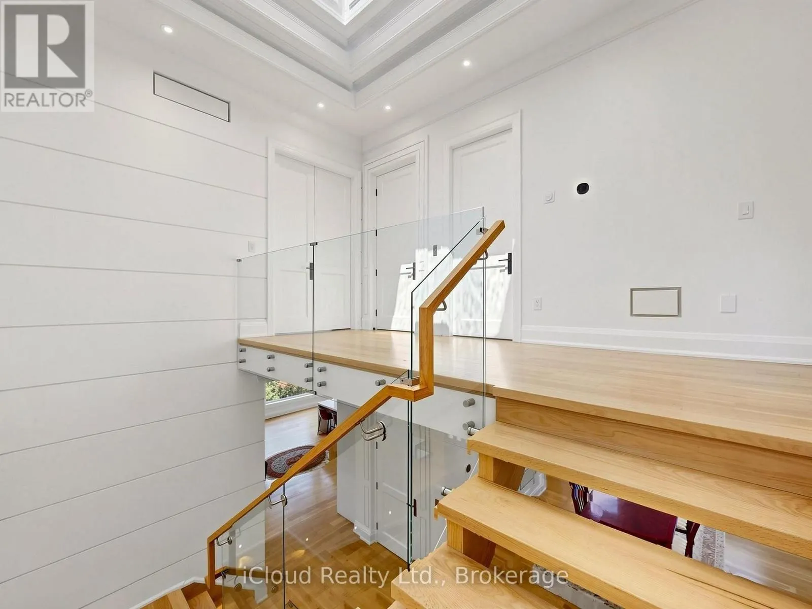 64 RISEBROUGH AVENUE