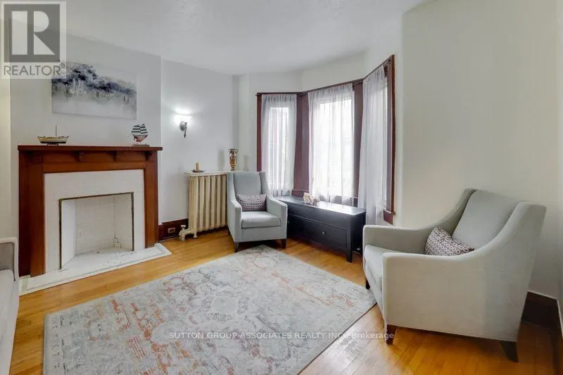 131 LAUDER AVENUE