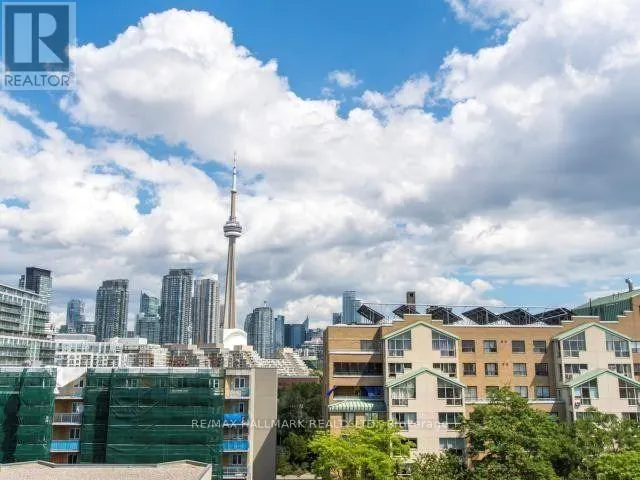 #523 - 36 STADIUM ROAD