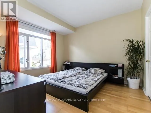 #523 - 36 STADIUM ROAD