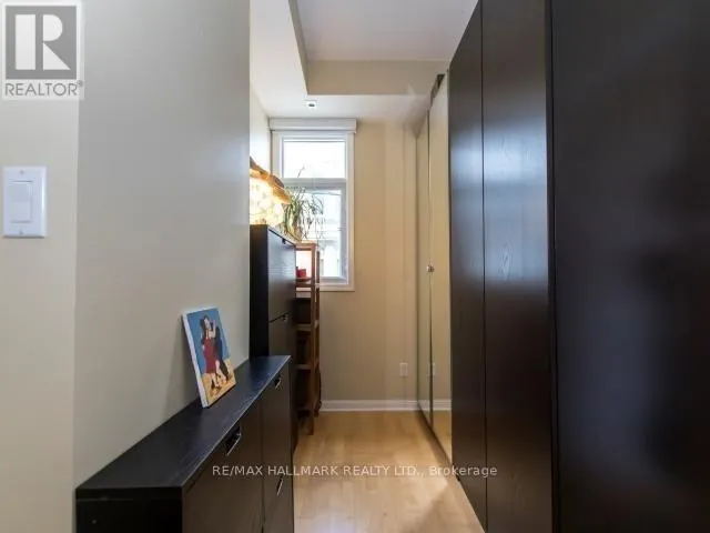 #523 - 36 STADIUM ROAD