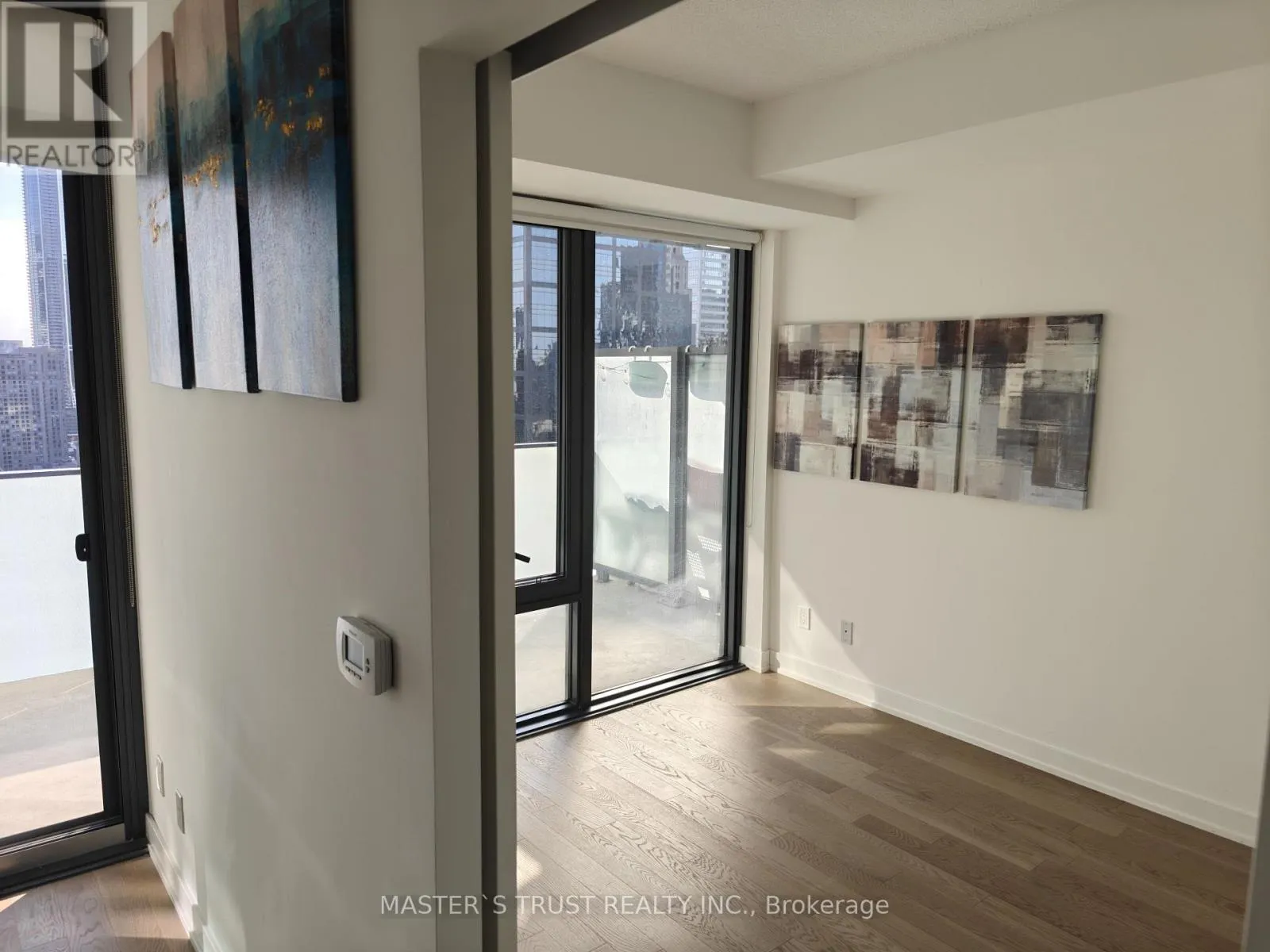 2608 - 25 RICHMOND STREET E