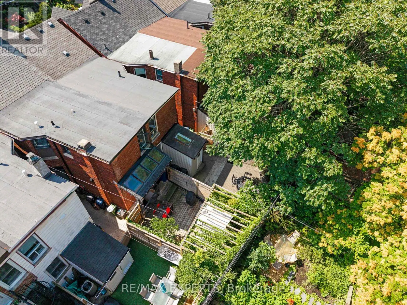 54 MARCHMOUNT ROAD