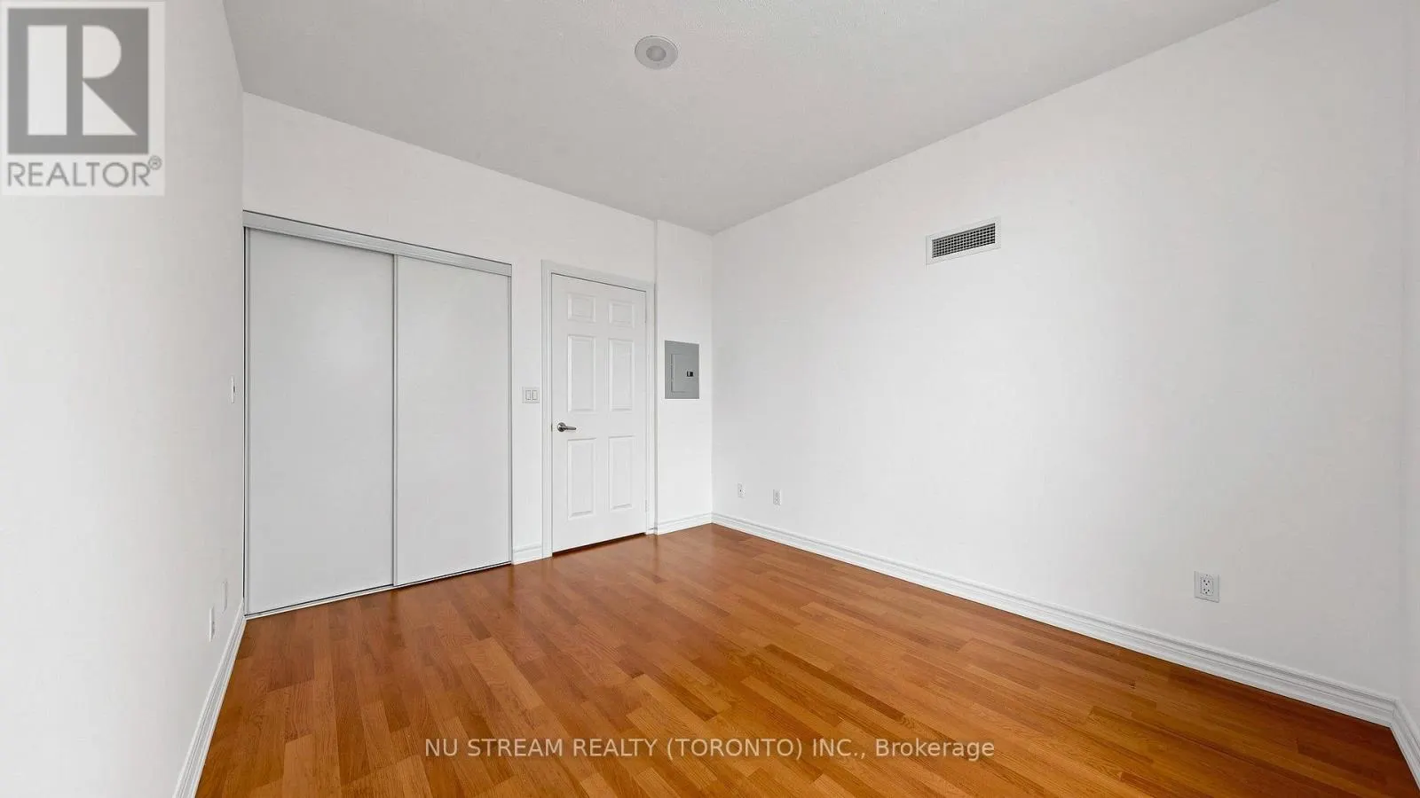 3101 - 761 BAY STREET