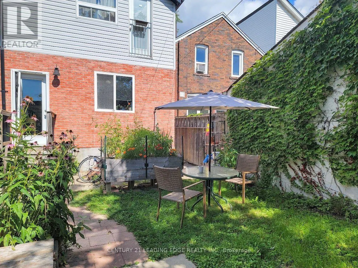 131 LINDSEY AVENUE