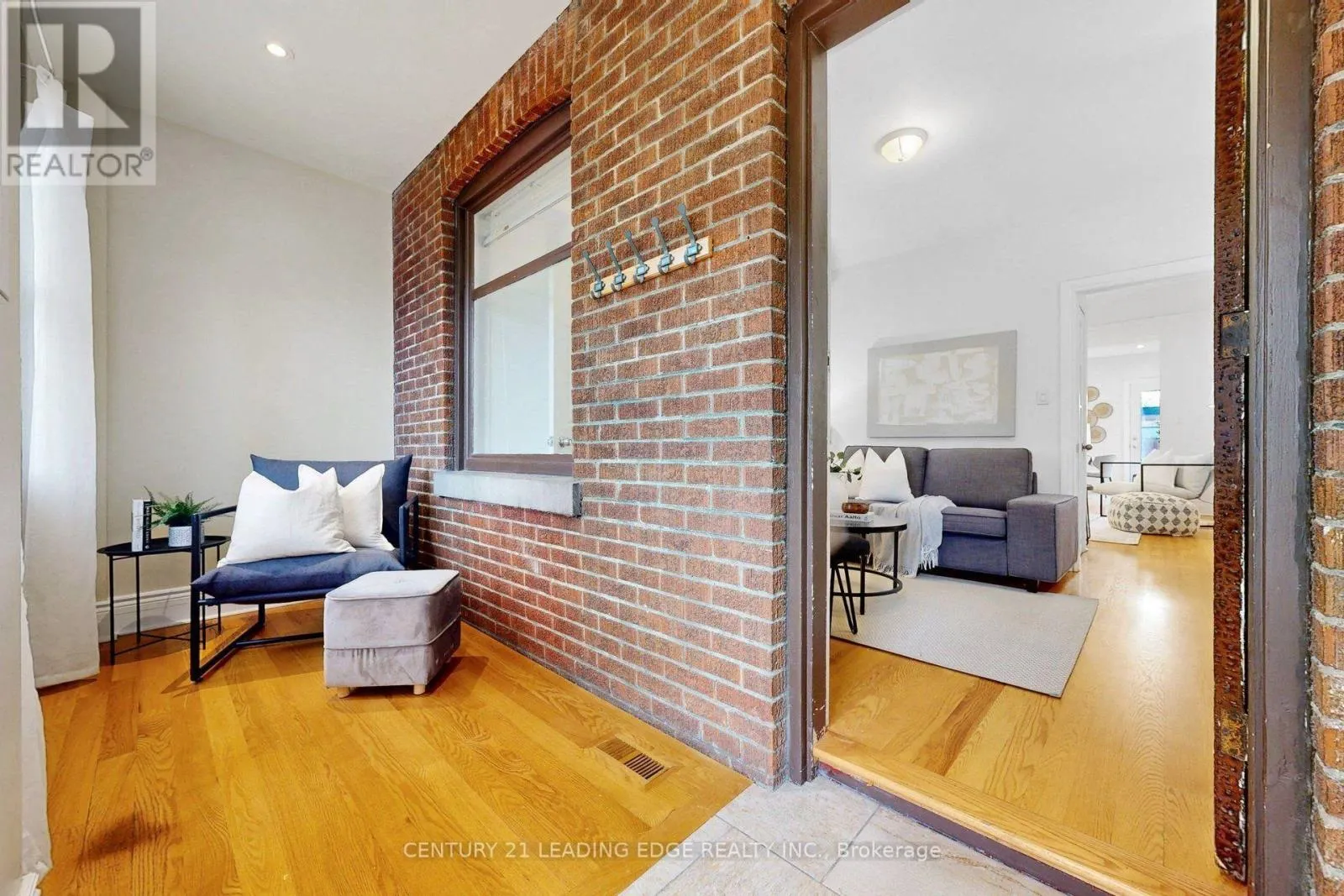 131 LINDSEY AVENUE