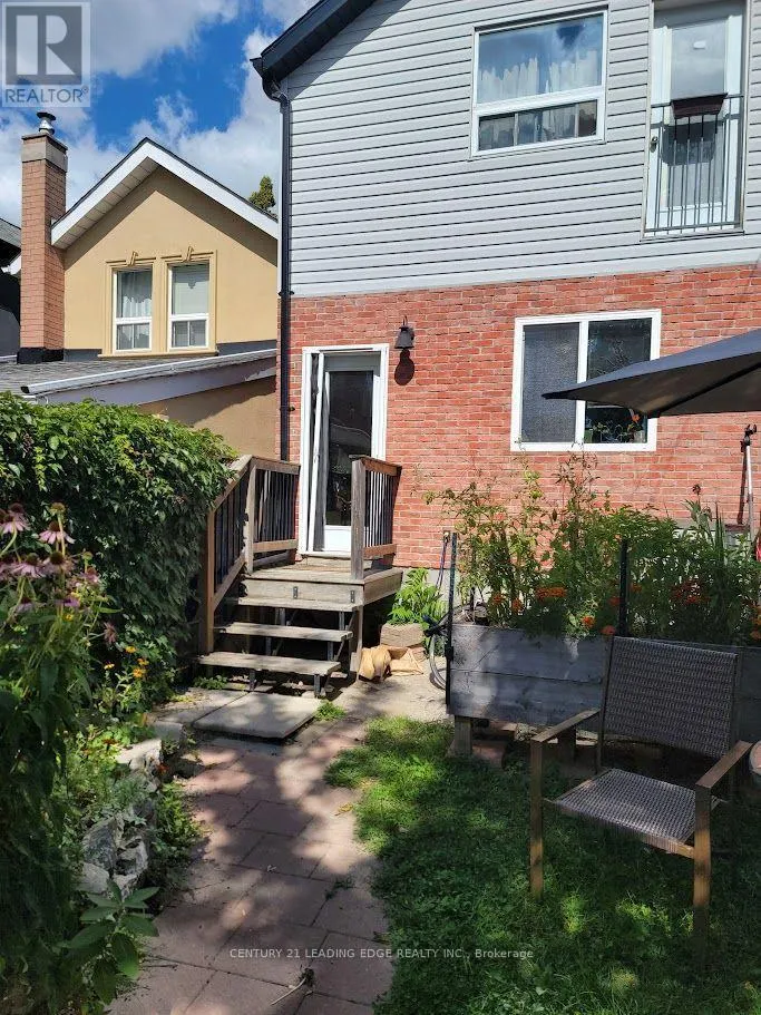 131 LINDSEY AVENUE