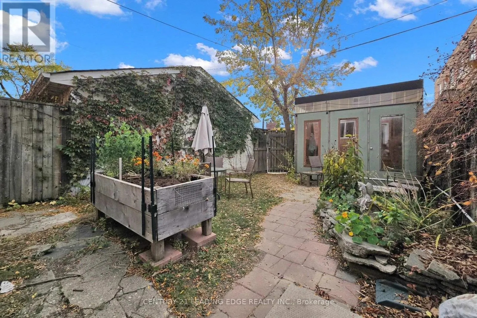 131 LINDSEY AVENUE