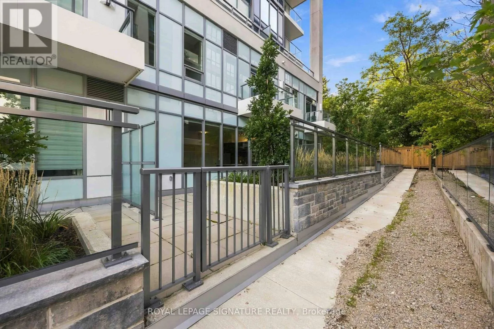 102 - 2 TEAGARDEN COURT N