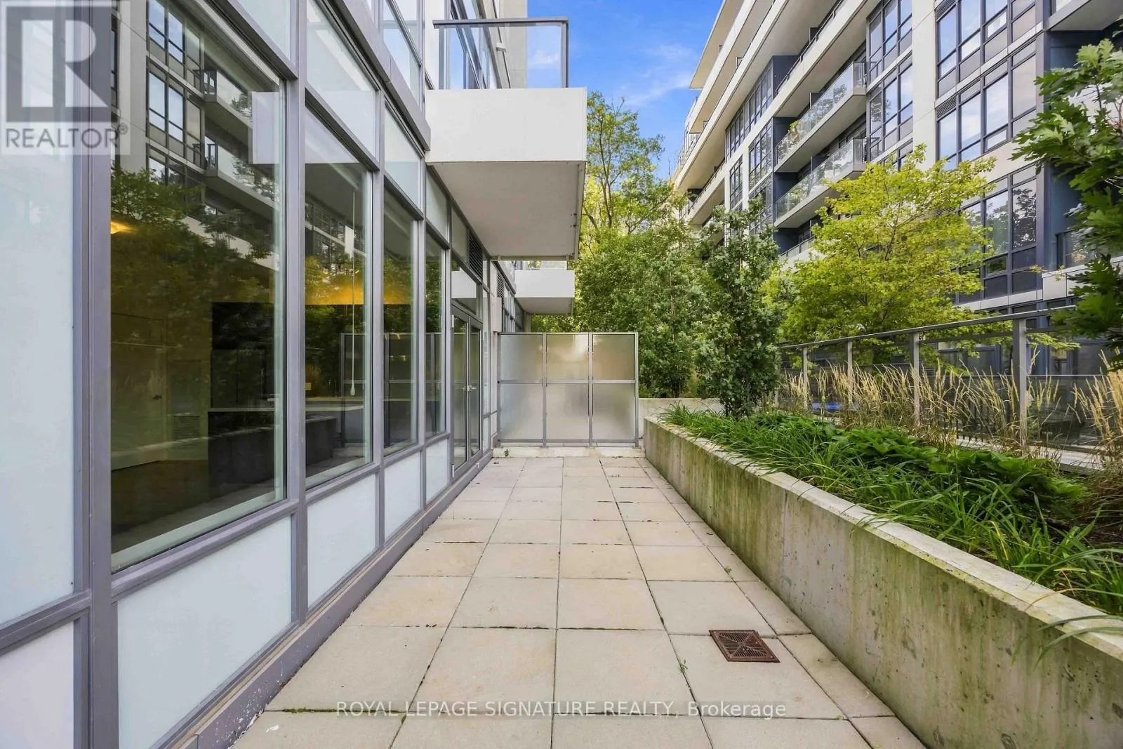 102 - 2 TEAGARDEN COURT N