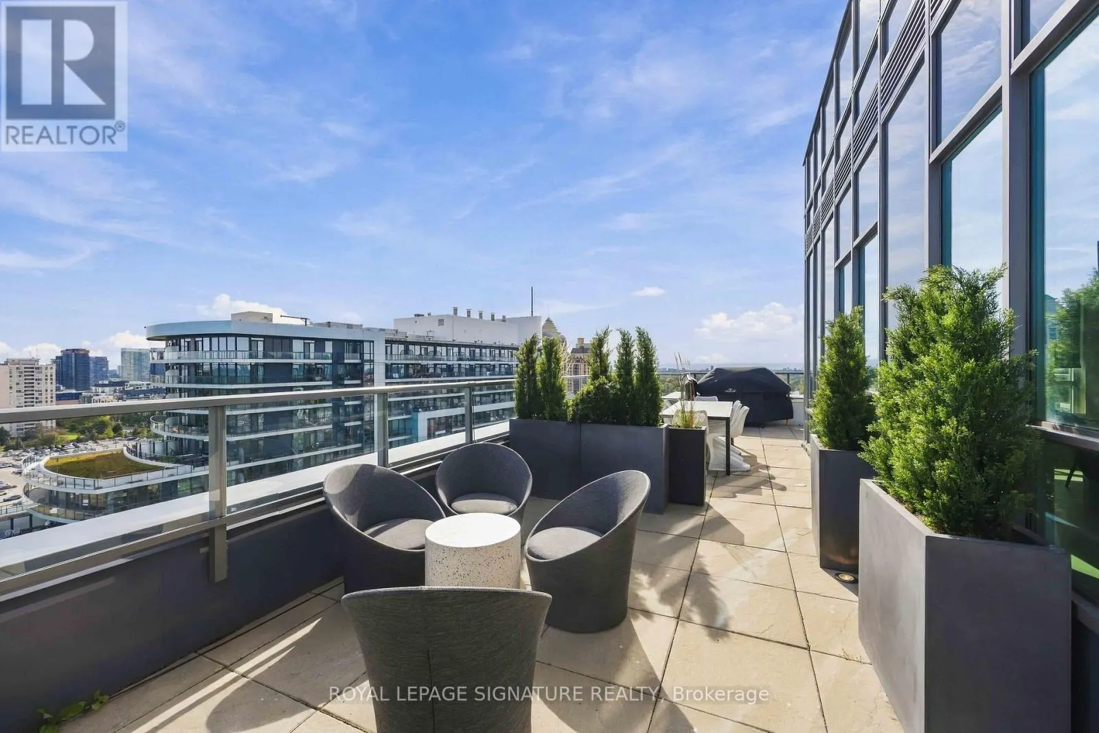 102 - 2 TEAGARDEN COURT N