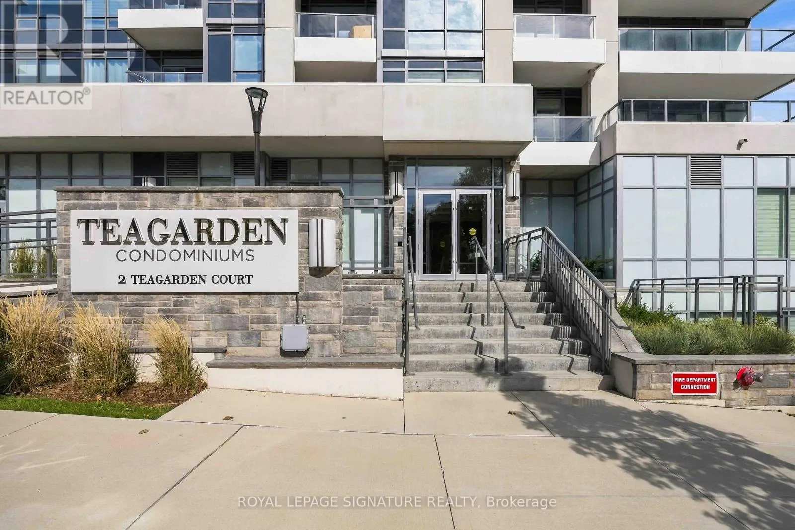 102 - 2 TEAGARDEN COURT N