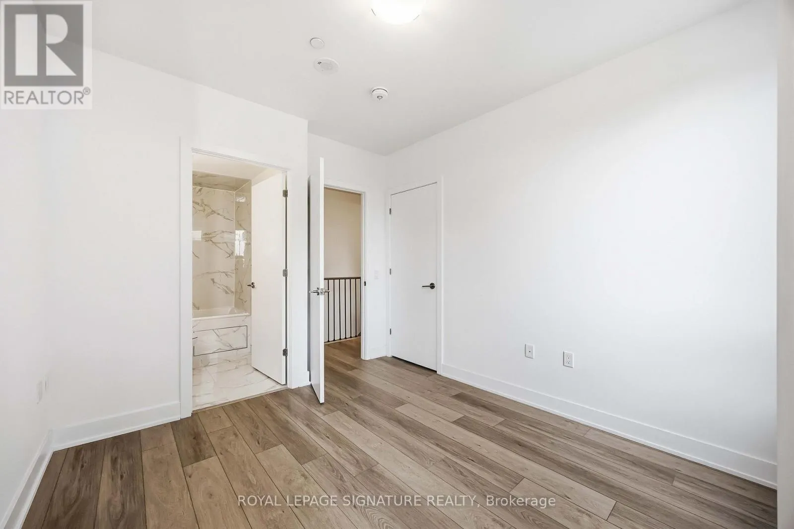 102 - 2 TEAGARDEN COURT N