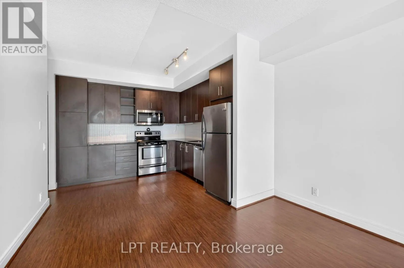 1202 - 112 GEORGE STREET