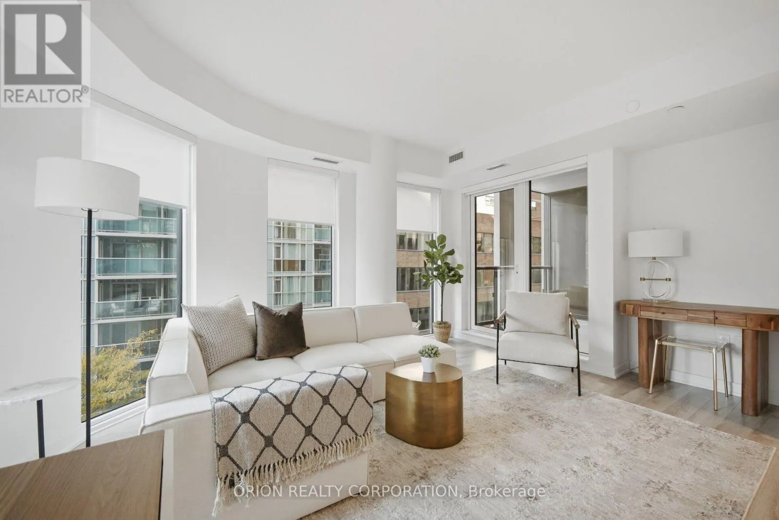 420 - 121 ST PATRICK STREET