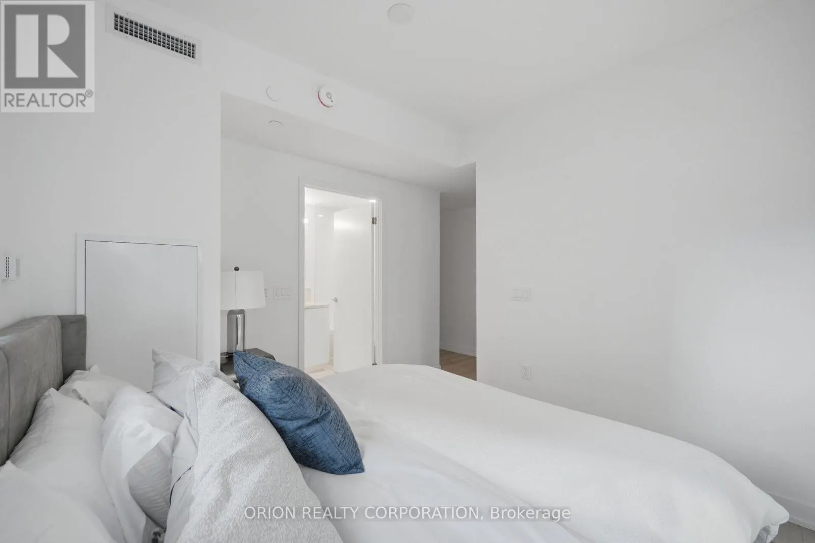 420 - 121 ST PATRICK STREET