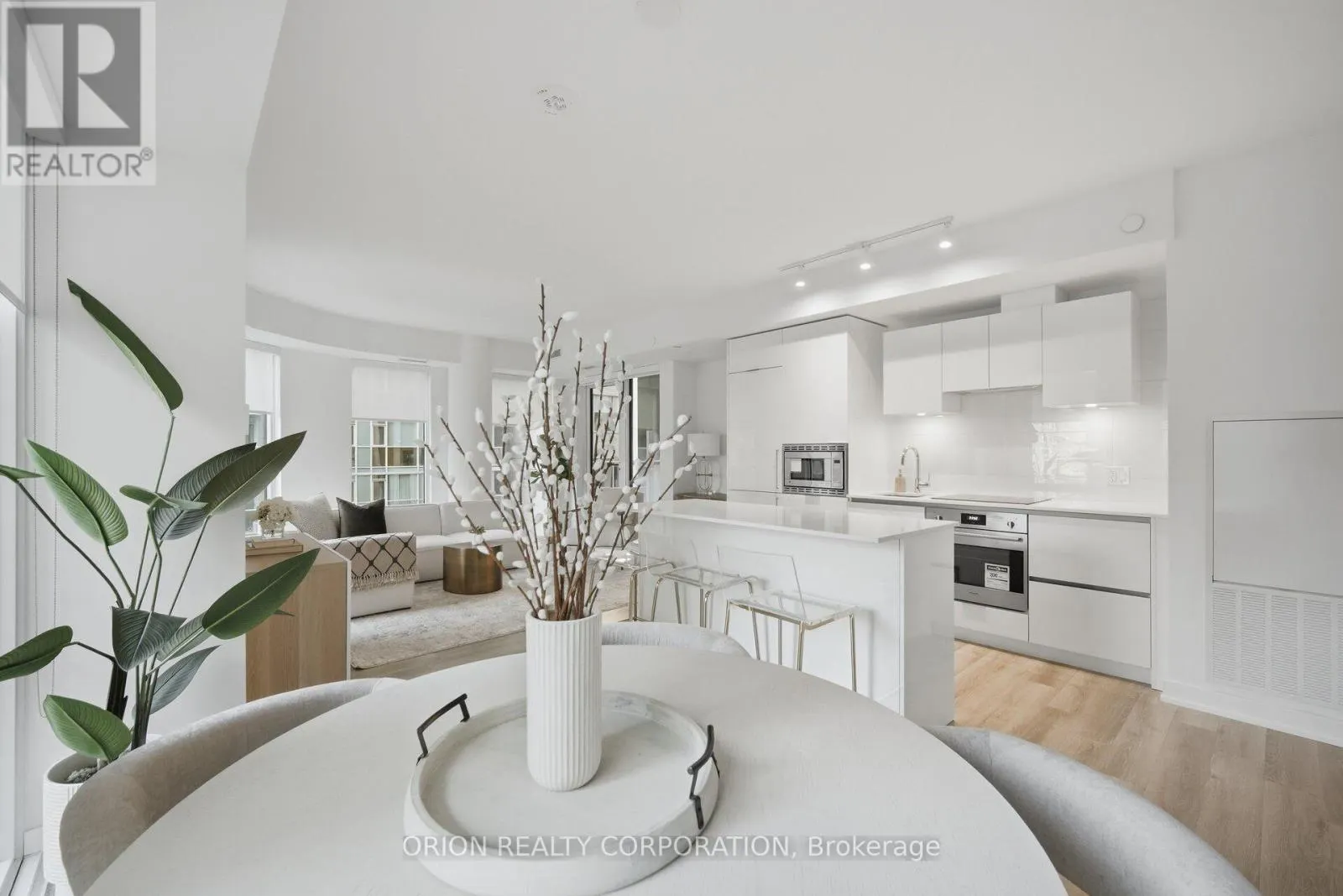 420 - 121 ST PATRICK STREET