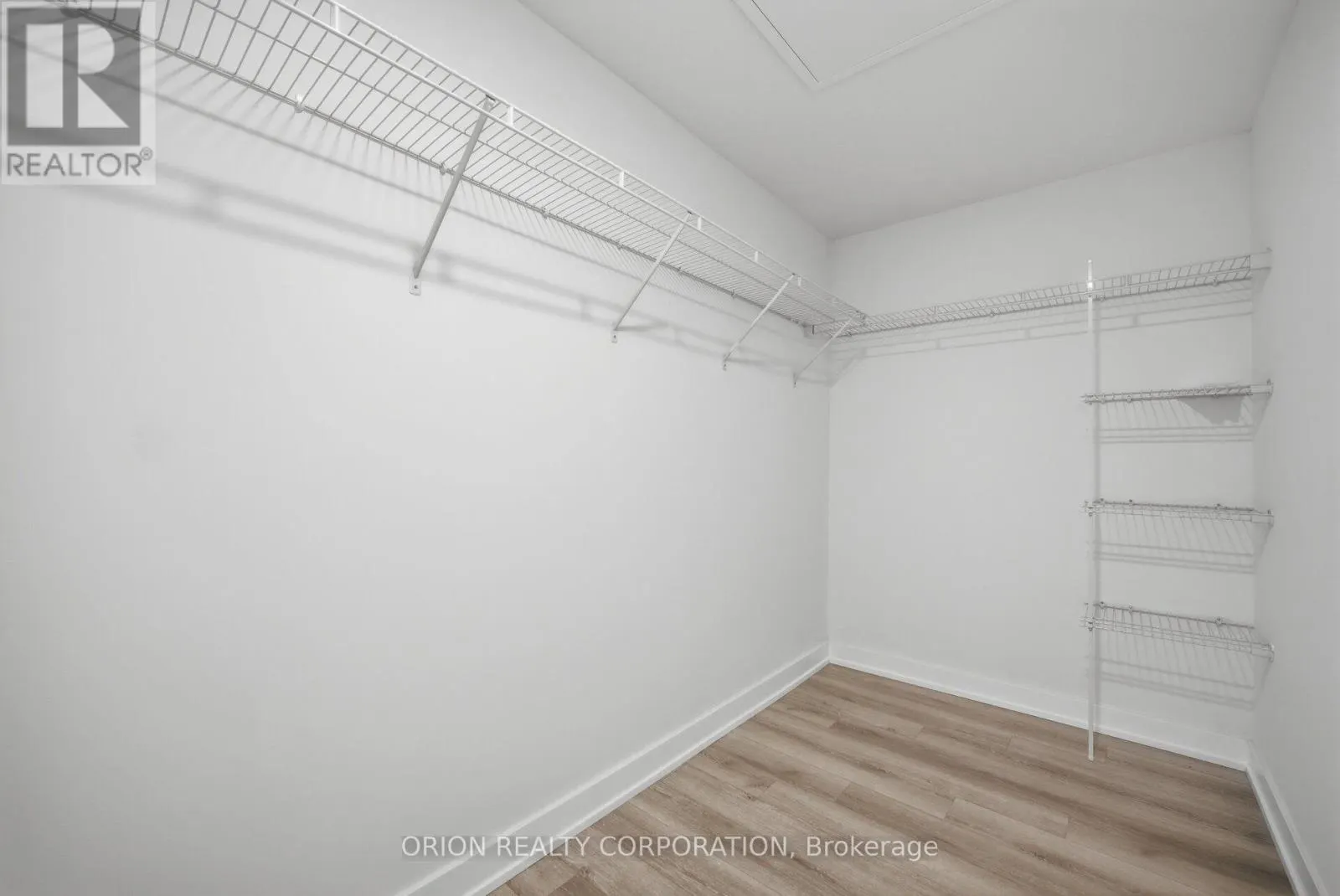 420 - 121 ST PATRICK STREET
