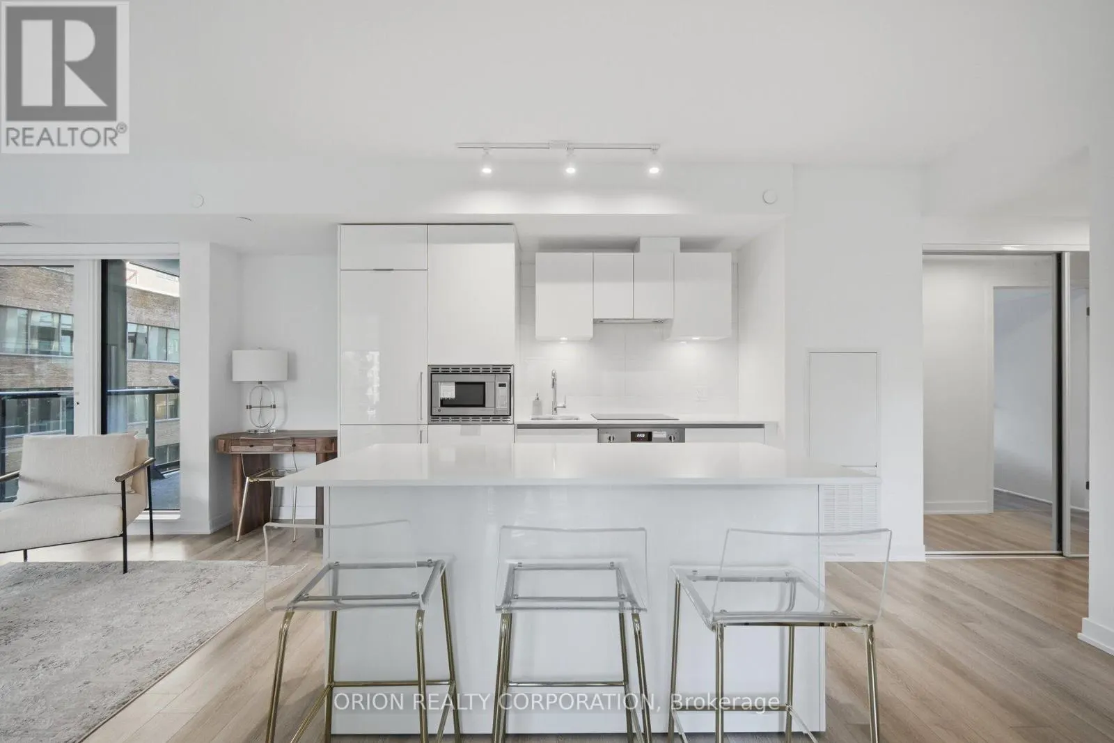 420 - 121 ST PATRICK STREET