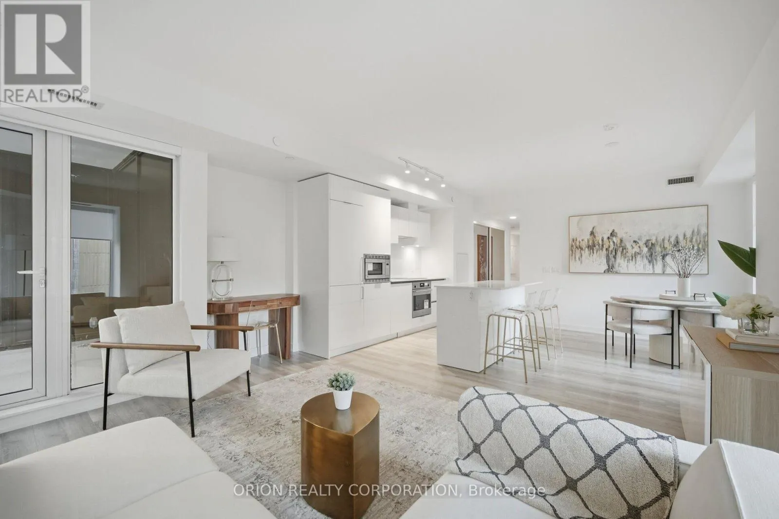 420 - 121 ST PATRICK STREET