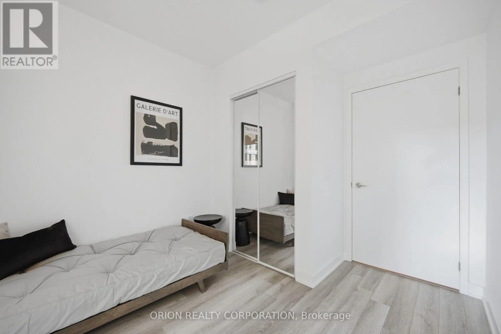 420 - 121 ST PATRICK STREET