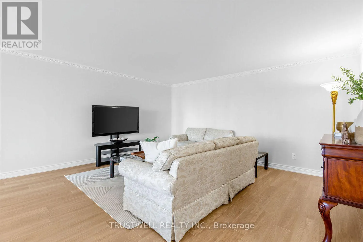 703 - 3181 BAYVIEW AVENUE