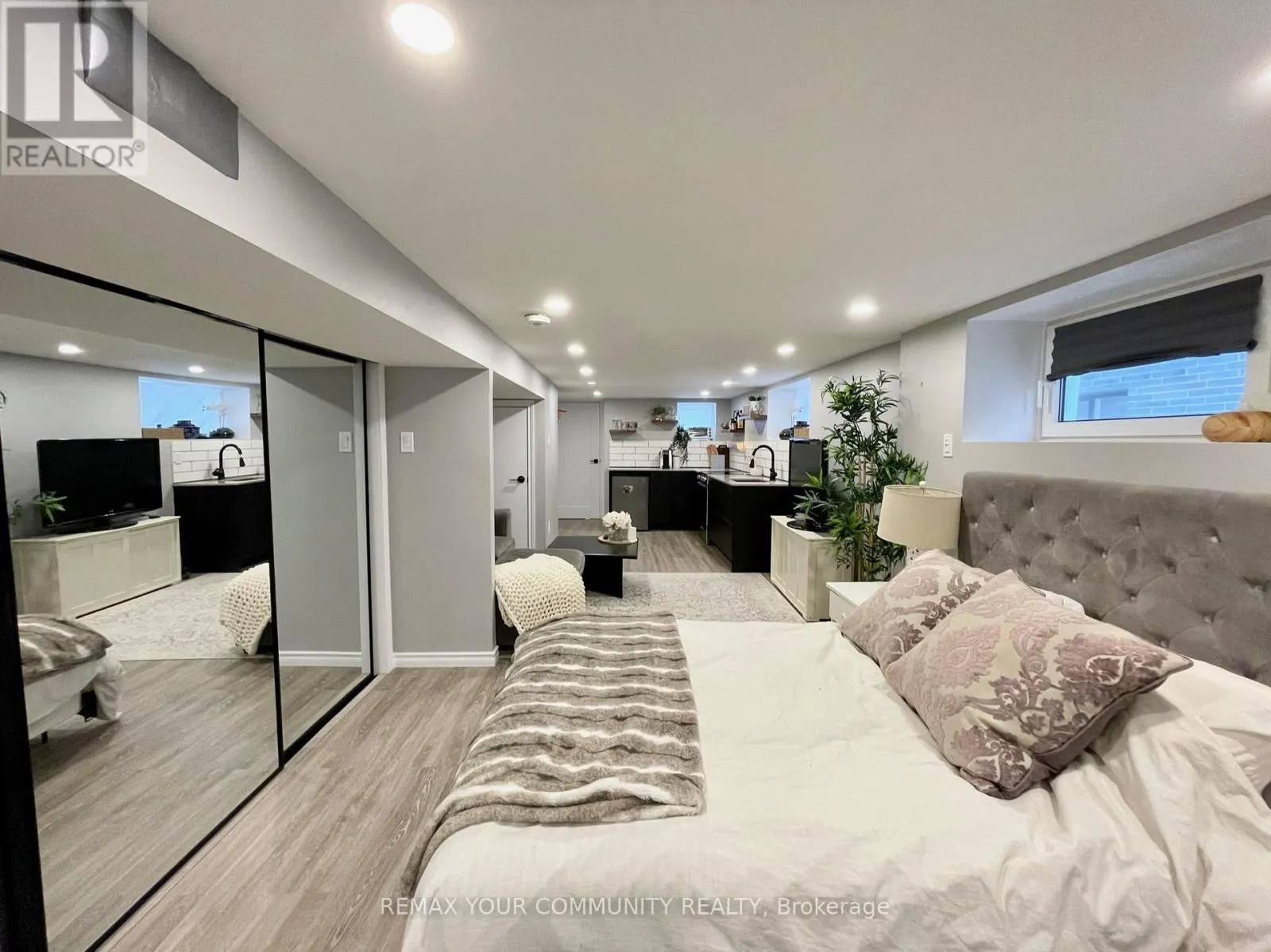 BASEMENT - 264 STERLING ROAD